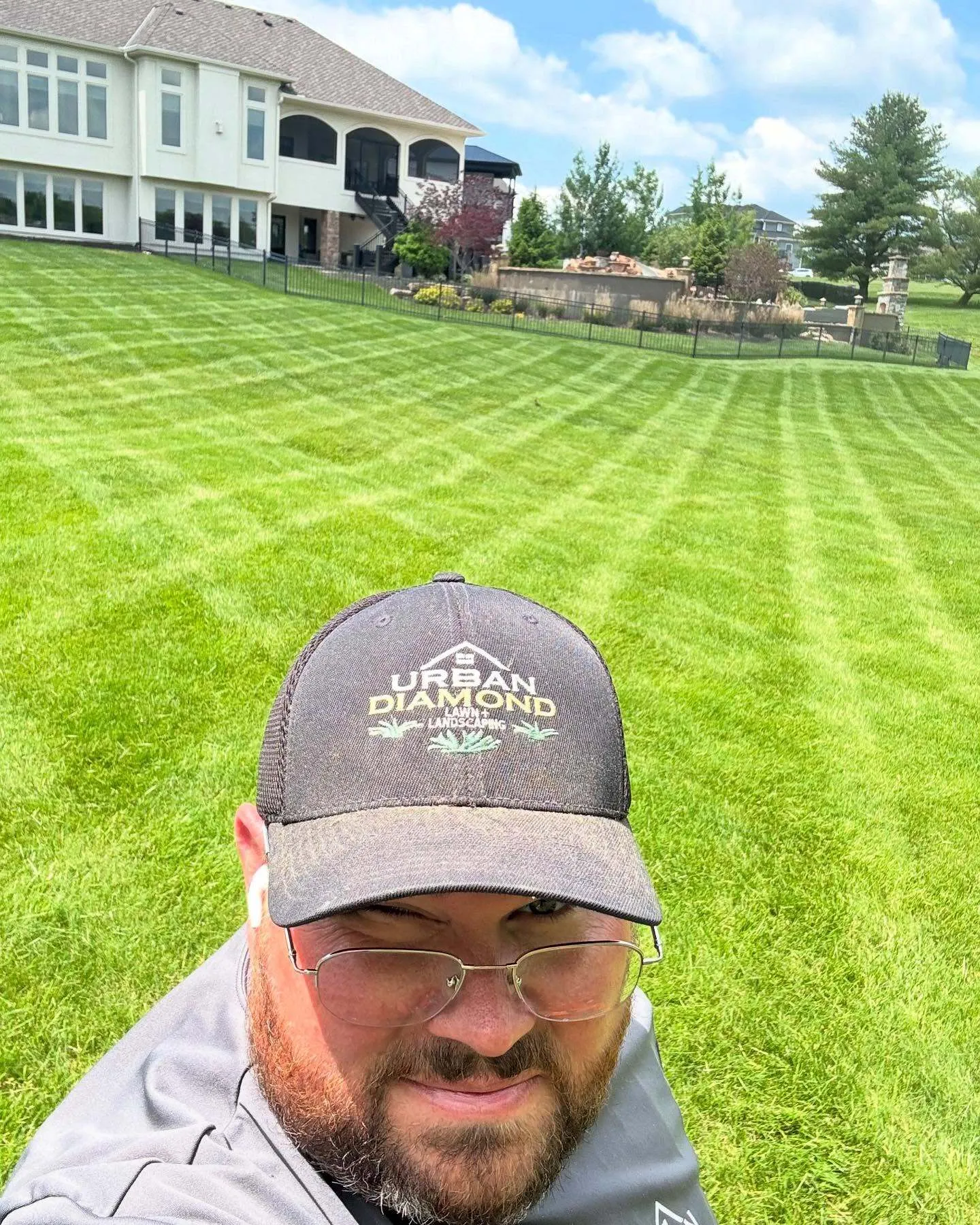 Professional crosshatch mowing pattern