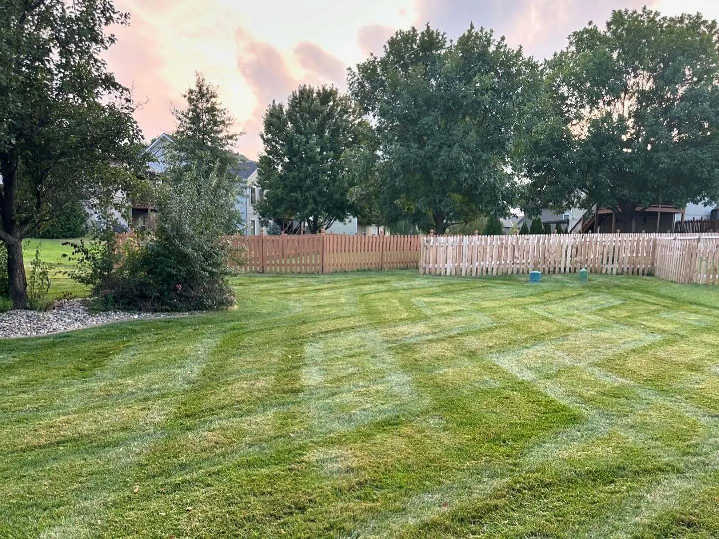 Crosshatch lawn striping pattern on residential property